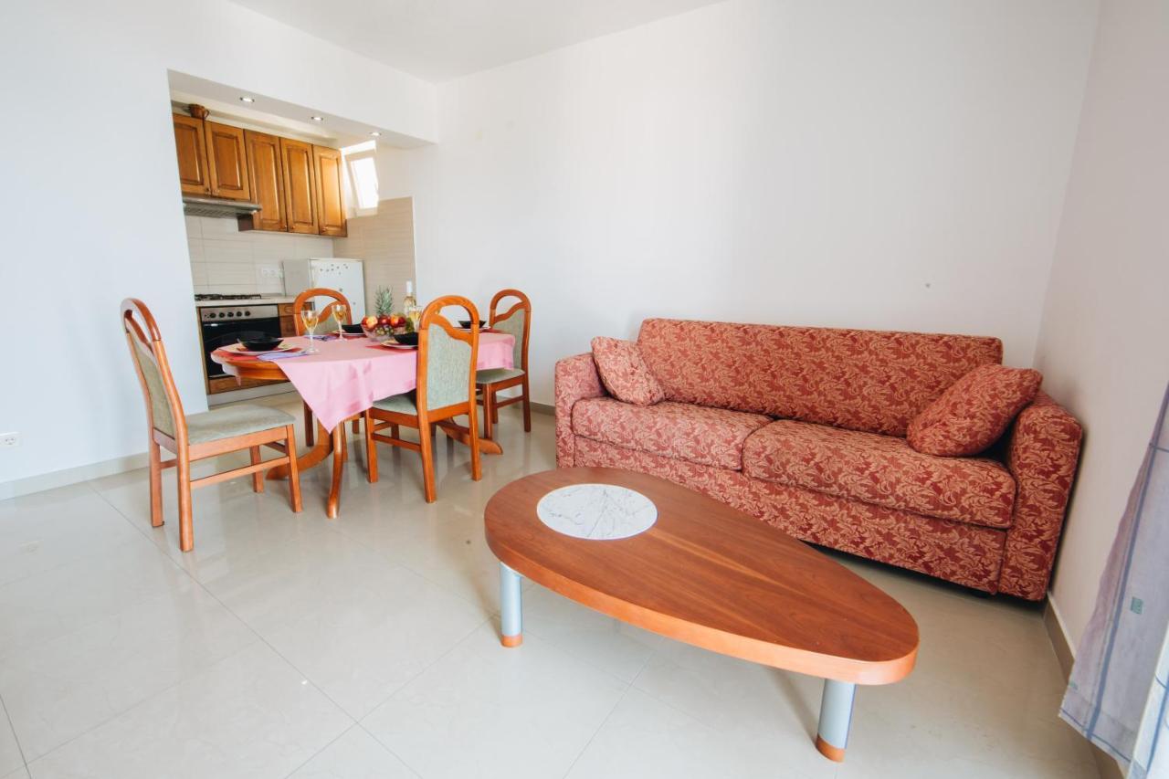 Apartments Mateo Брела Экстерьер фото